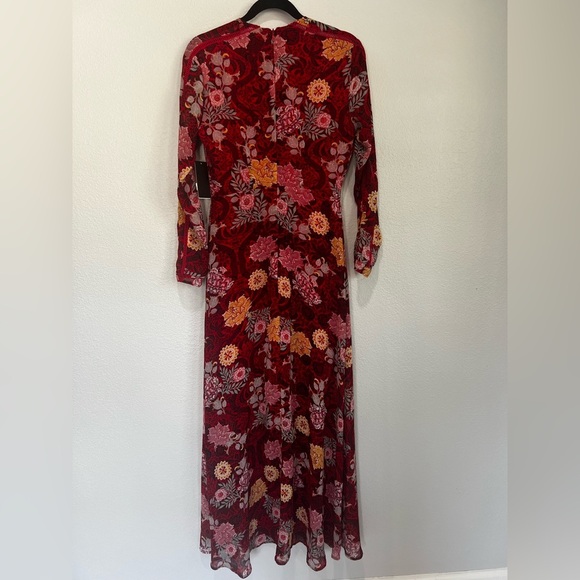 Guess Floral Long Sleeve Maxi Dress
Size: 6 - Picture 6 of 13